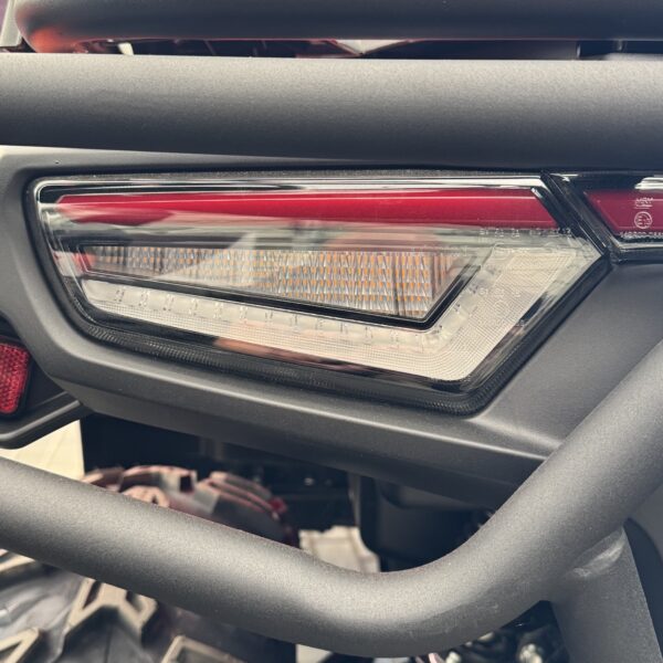 Lampa Tył Lewa LONCIN X-WOLF 700